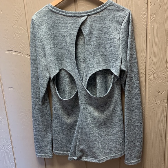 90 Degree by Reflex Top - Picture 7 of 13